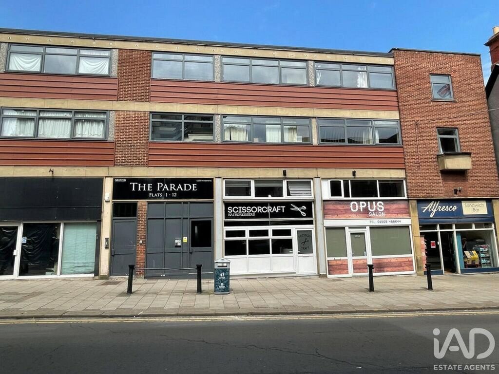 Property photo 1 of 5