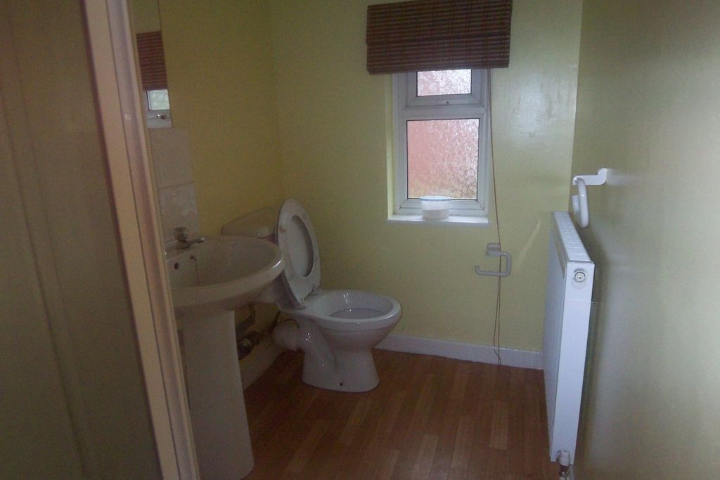 Property photo 3 of 4