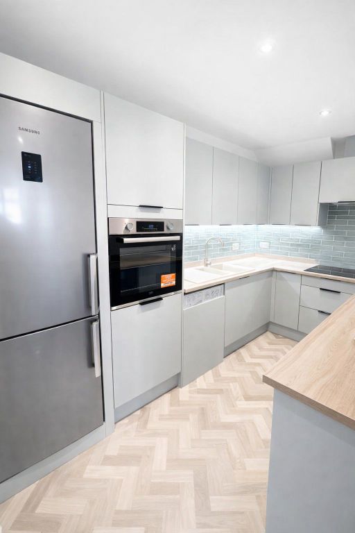 Property photo 2 of 10 Photo 8