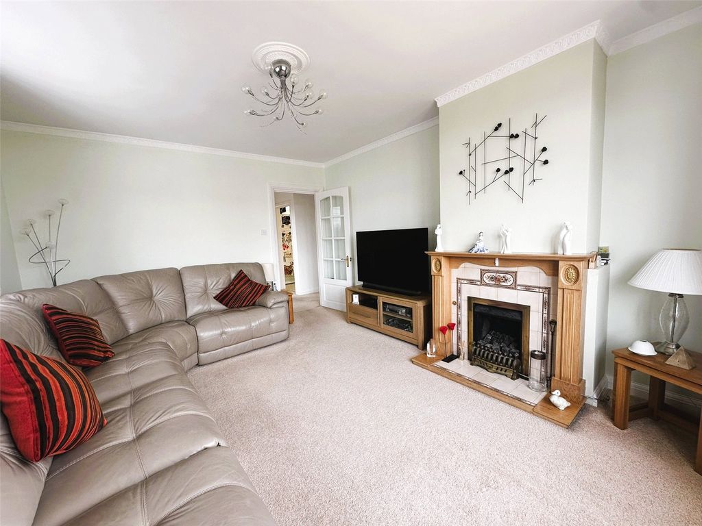 Property photo 3 of 20 Picture No. 13