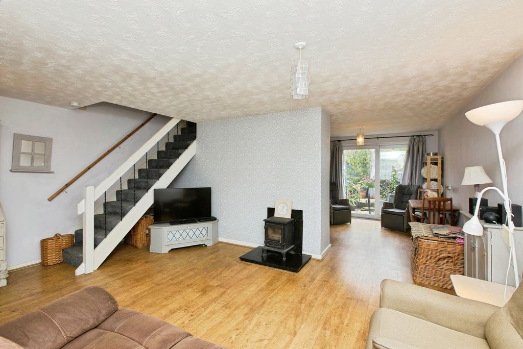 Property photo 3 of 22 Pbox-Img.Jpg
