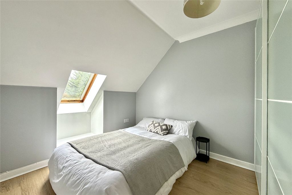 Property photo 3 of 6 Picture 3