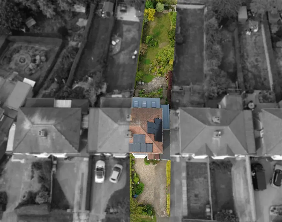 House in Gedling, Lambley - More