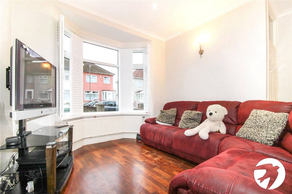 Property photo 2 of 13 Picture No. 18