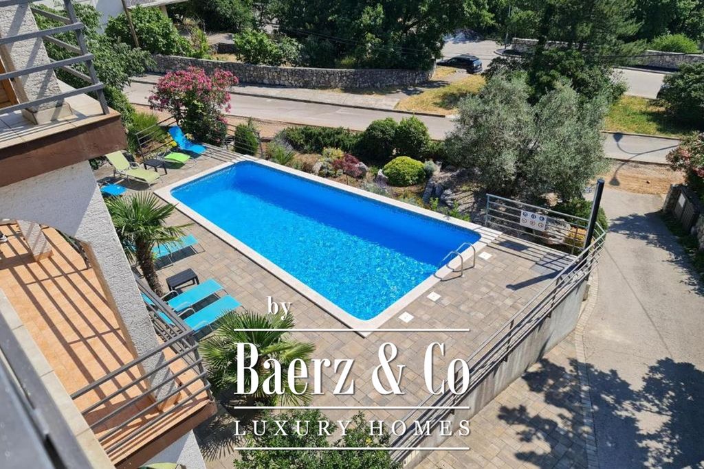 Property photo 1 of 27