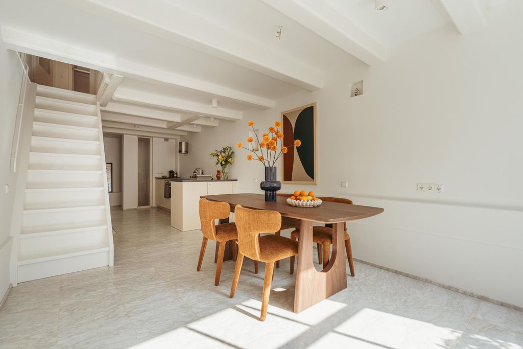 Property photo 3 of 39