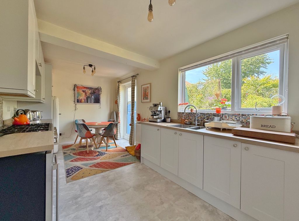 Property photo 2 of 27 Img_6503
