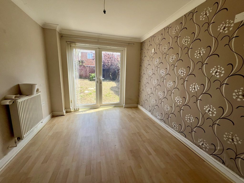 Property photo 3 of 17 Img_7954
