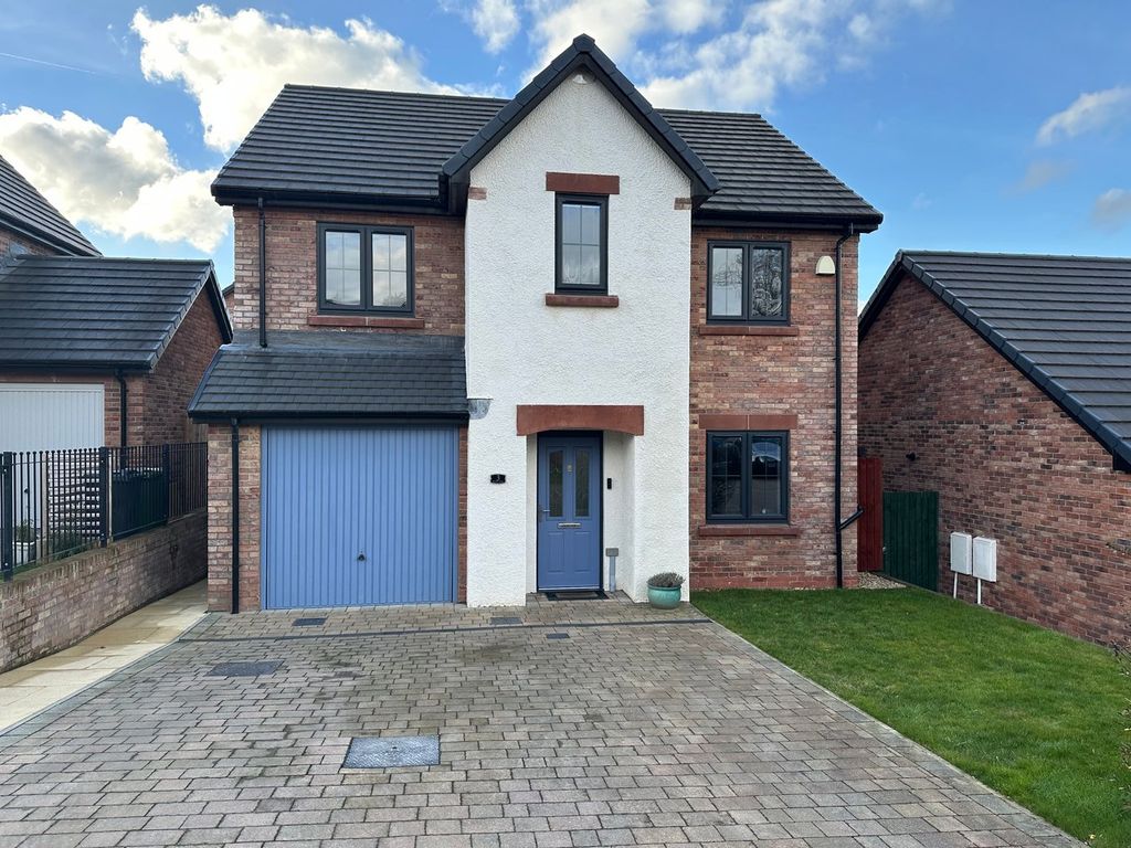 Property photo 2 of 50