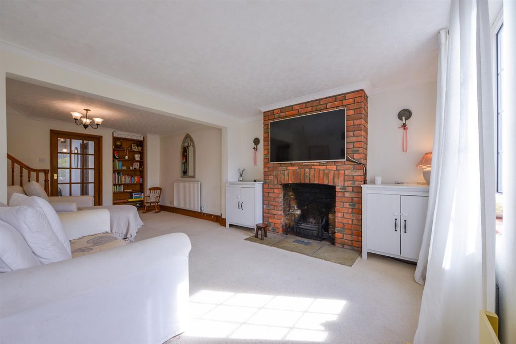 Property photo 3 of 19 Crispin Cottage8.Jpg