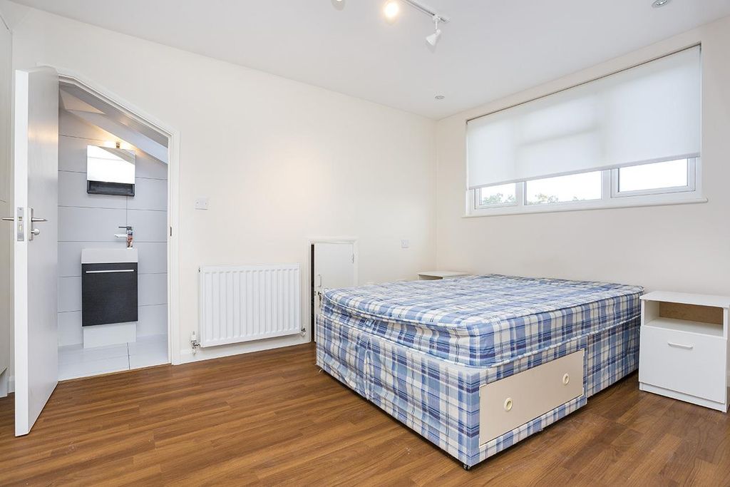 Property photo 3 of 6 3.Jpg