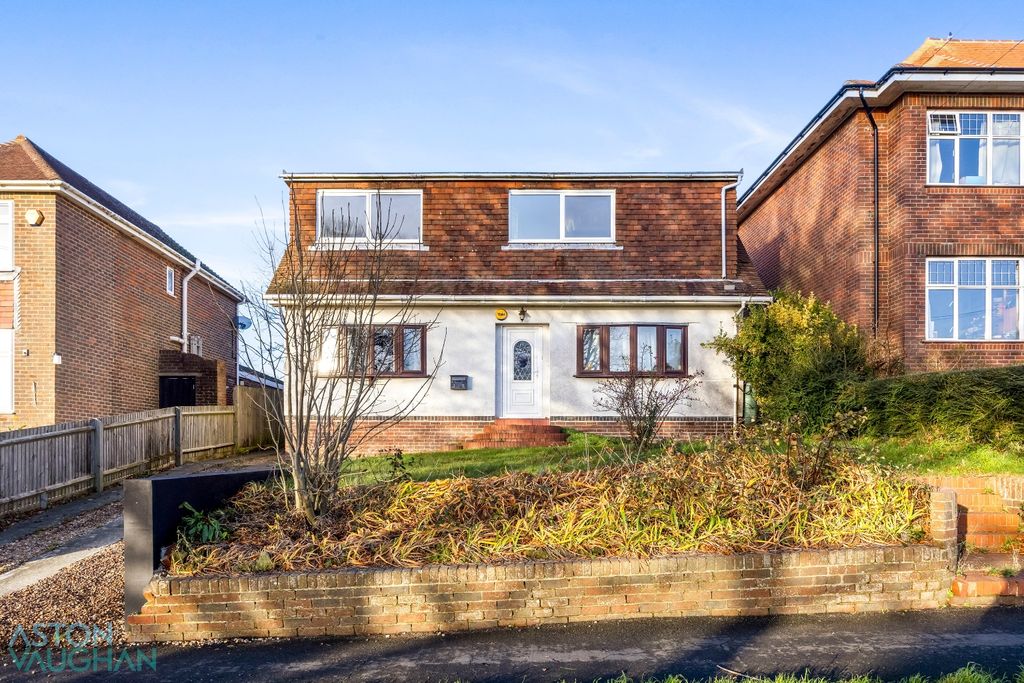 Property photo 2 of 38 4751444