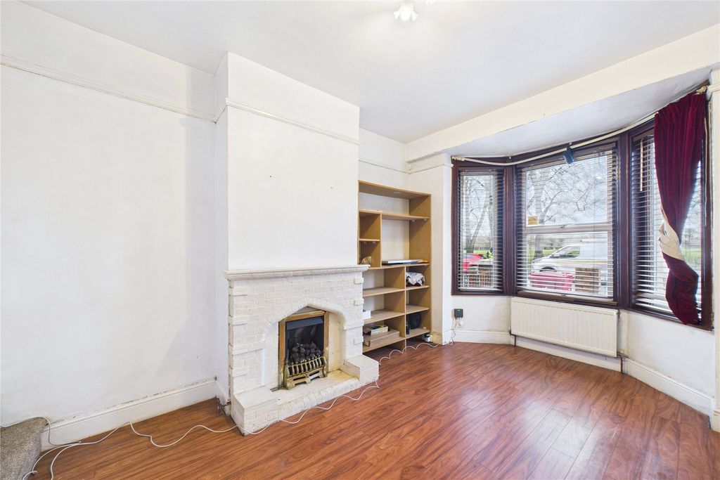 Property photo 2 of 9 Picture No. 07