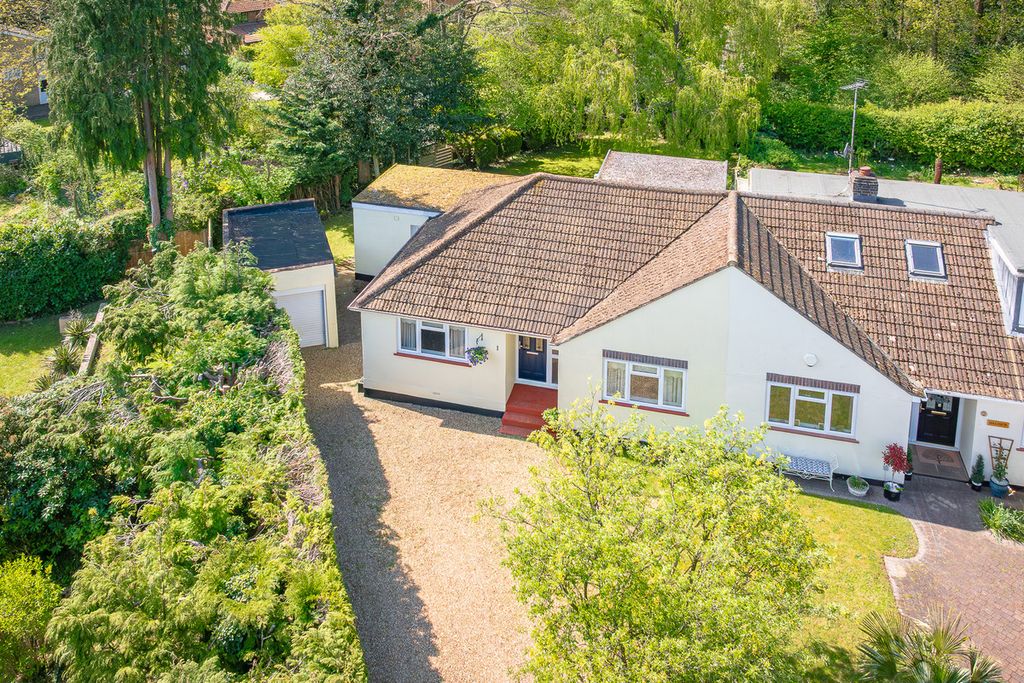 Property photo 2 of 17
