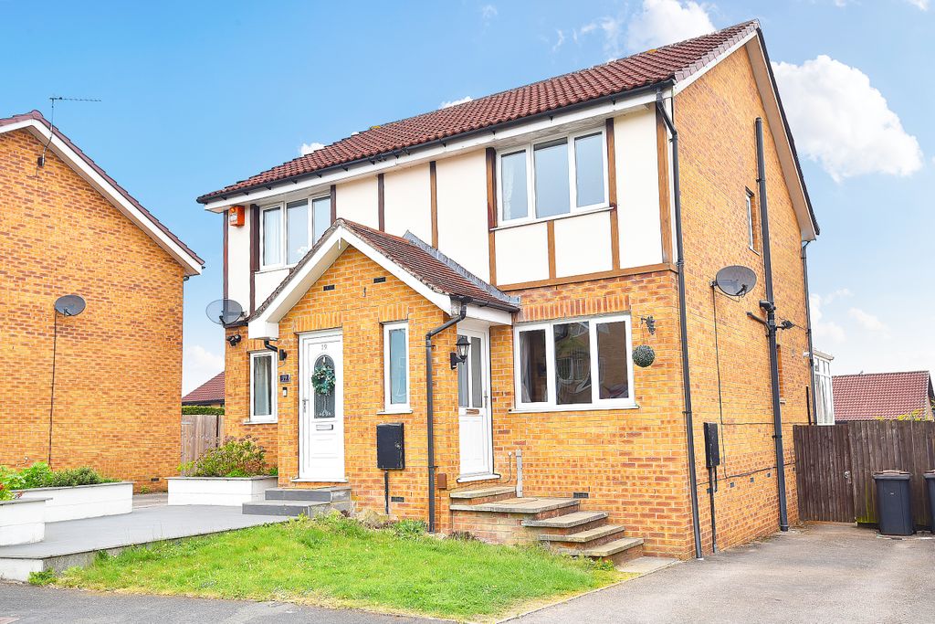 Property photo 1 of 10