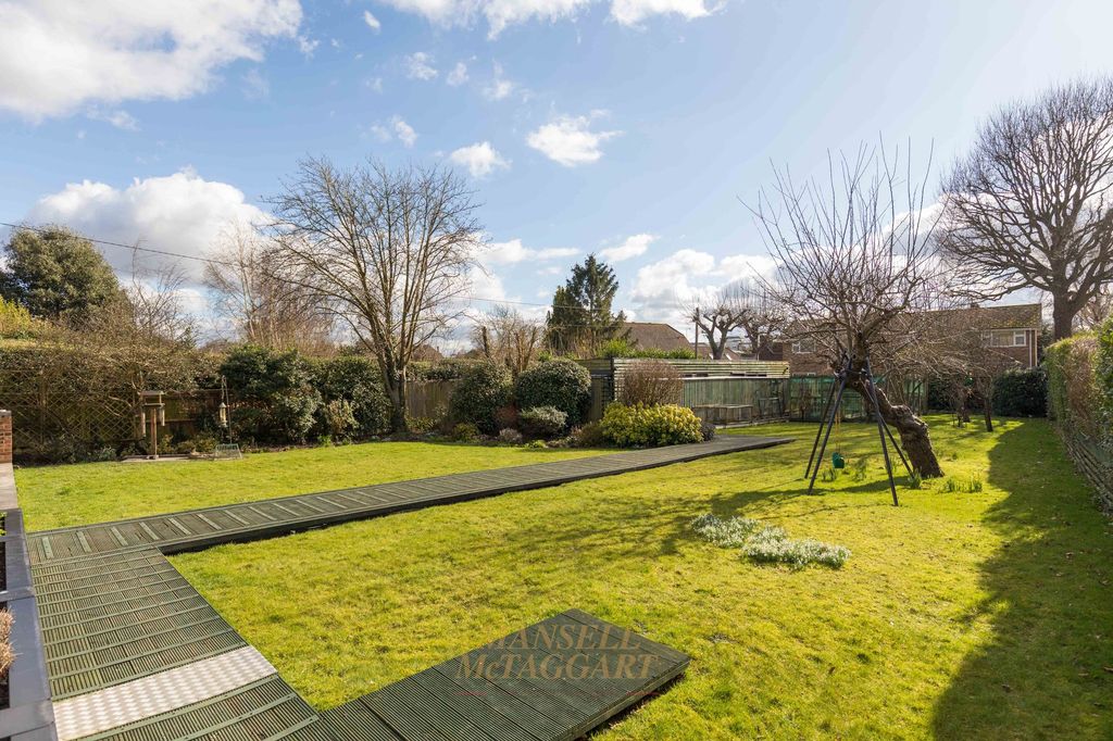 Property photo 3 of 38