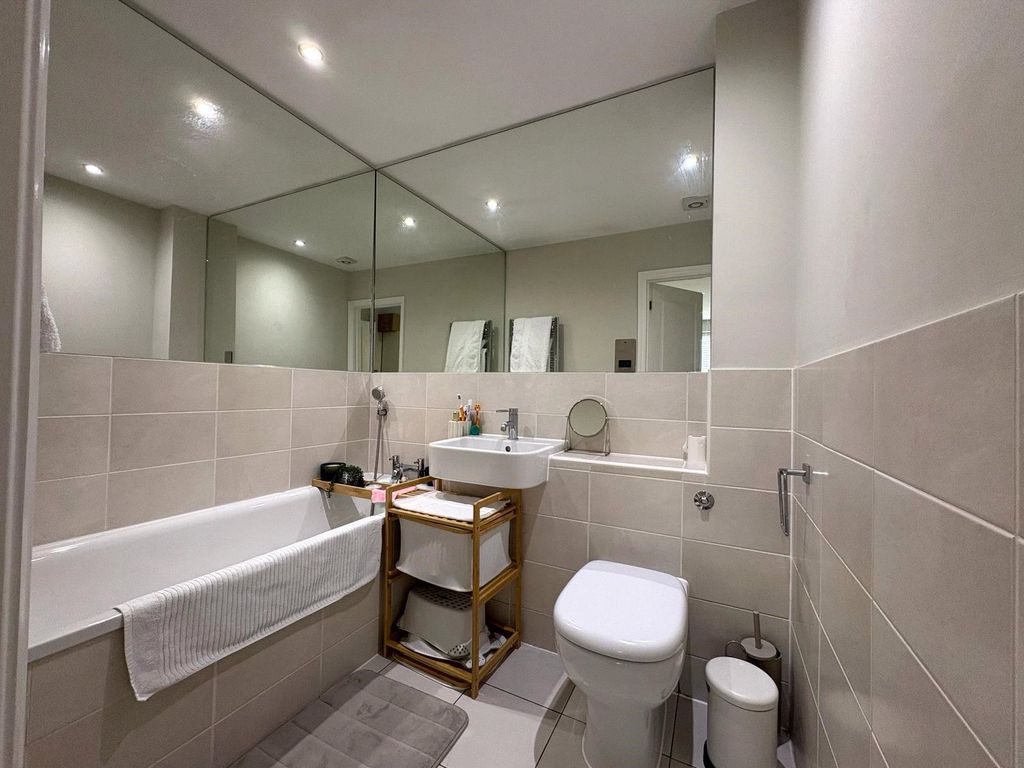 Property photo 3 of 5 Picture No. 03