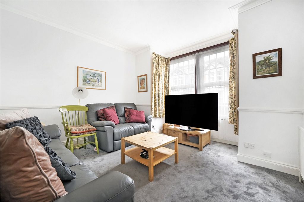 Property photo 1 of 16 Picture No. 01