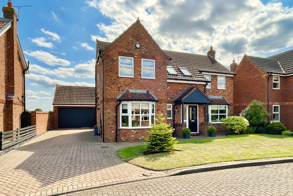 Property photo 2 of 38 2