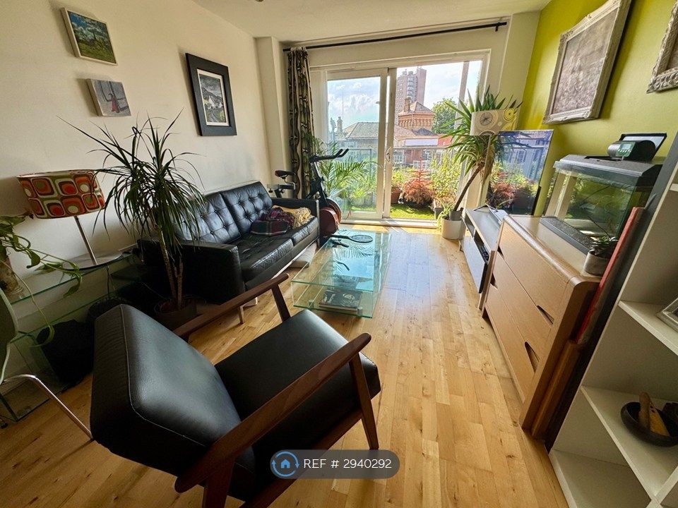 Property photo 2 of 10
