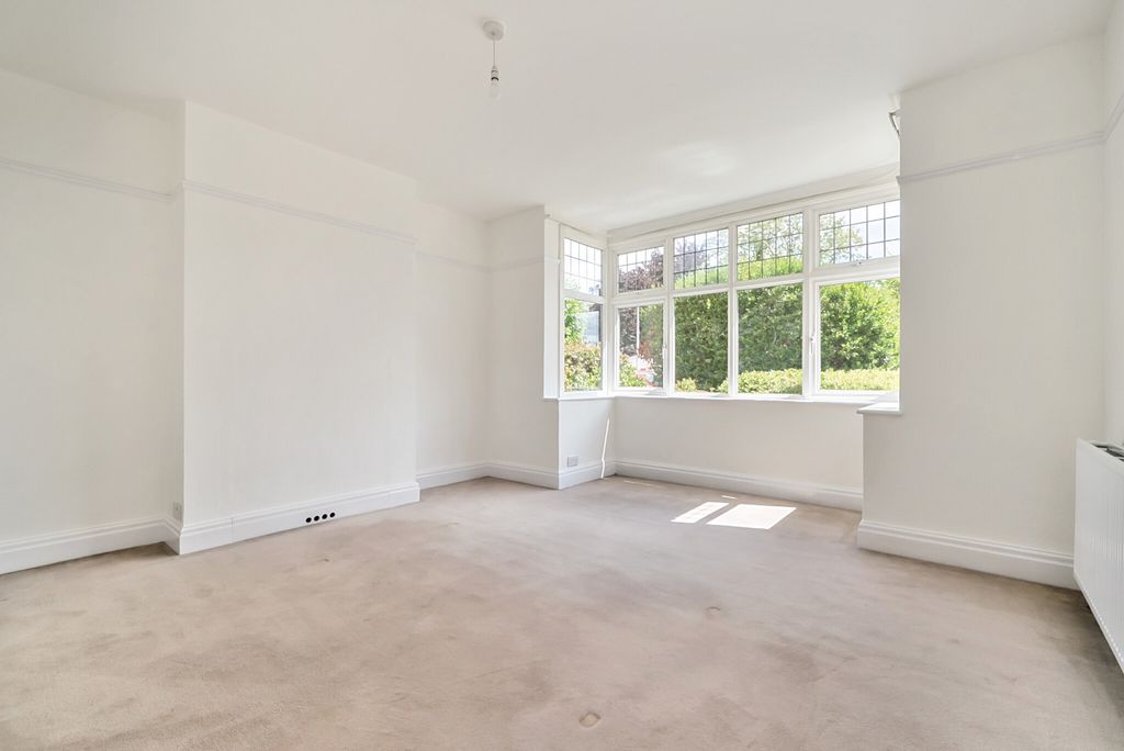 Property photo 2 of 24 1333985-15-6891Ff...