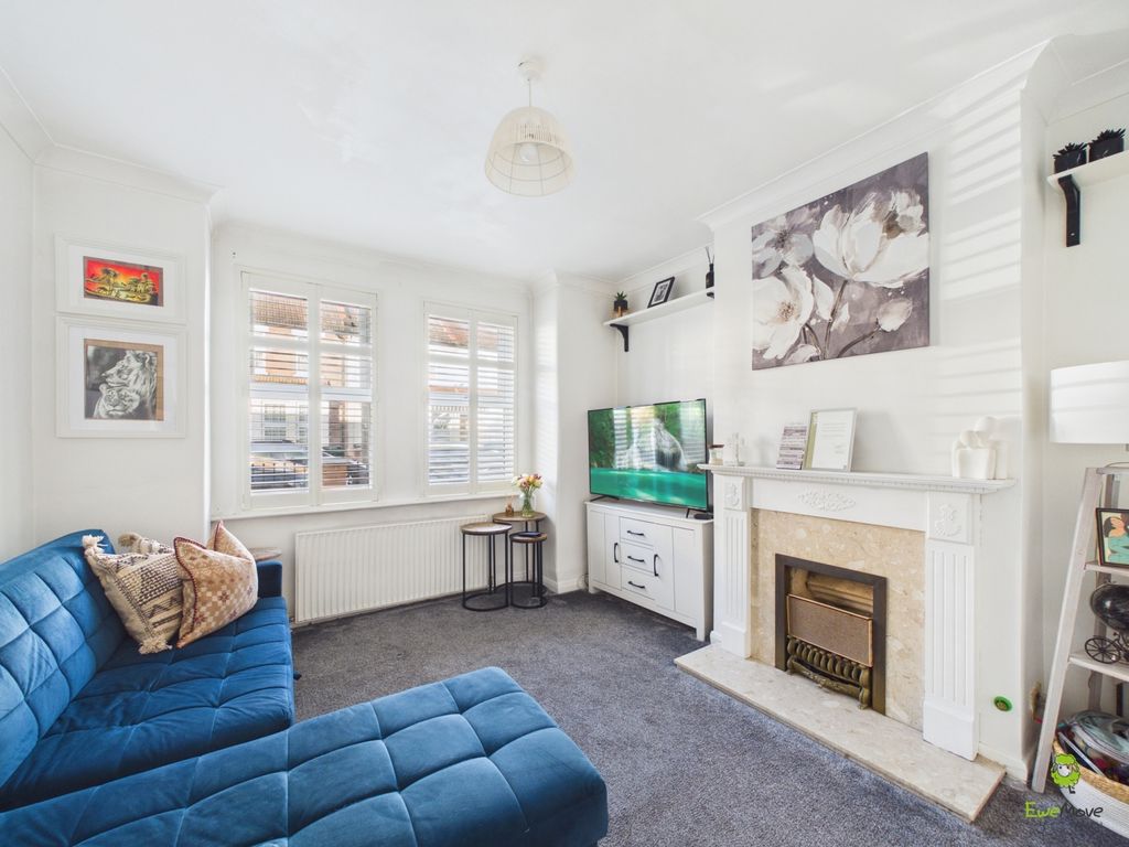 Property photo 1 of 9 Presented By Robert At Ewemove Bexleyheath And Dar