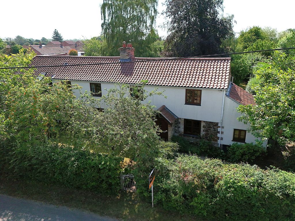 Property photo 1 of 32