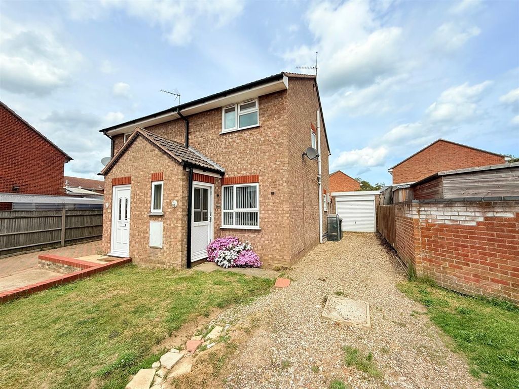 Property photo 1 of 11