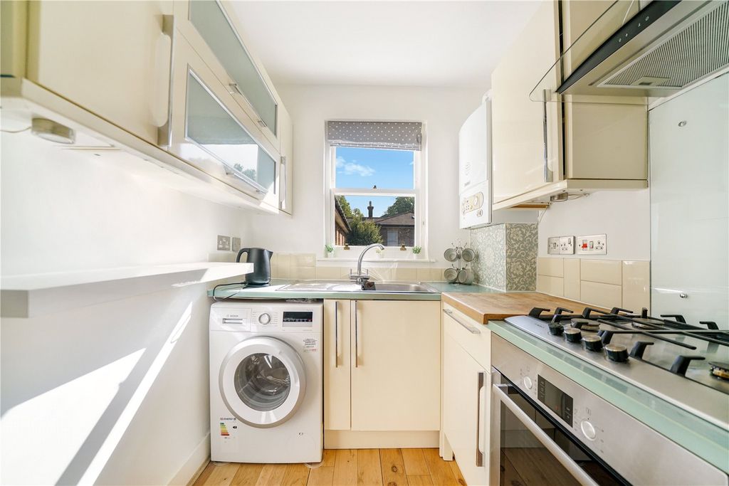 Property photo 3 of 10 Picture No. 04