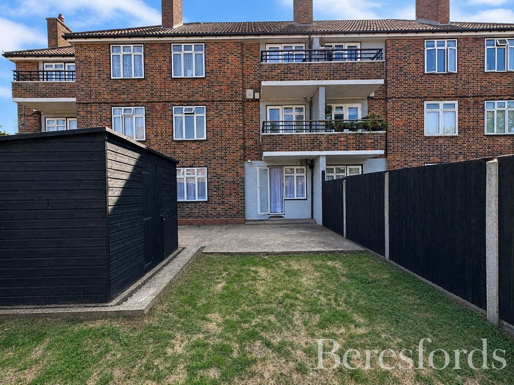 Property photo 1 of 14 Picture No. 16