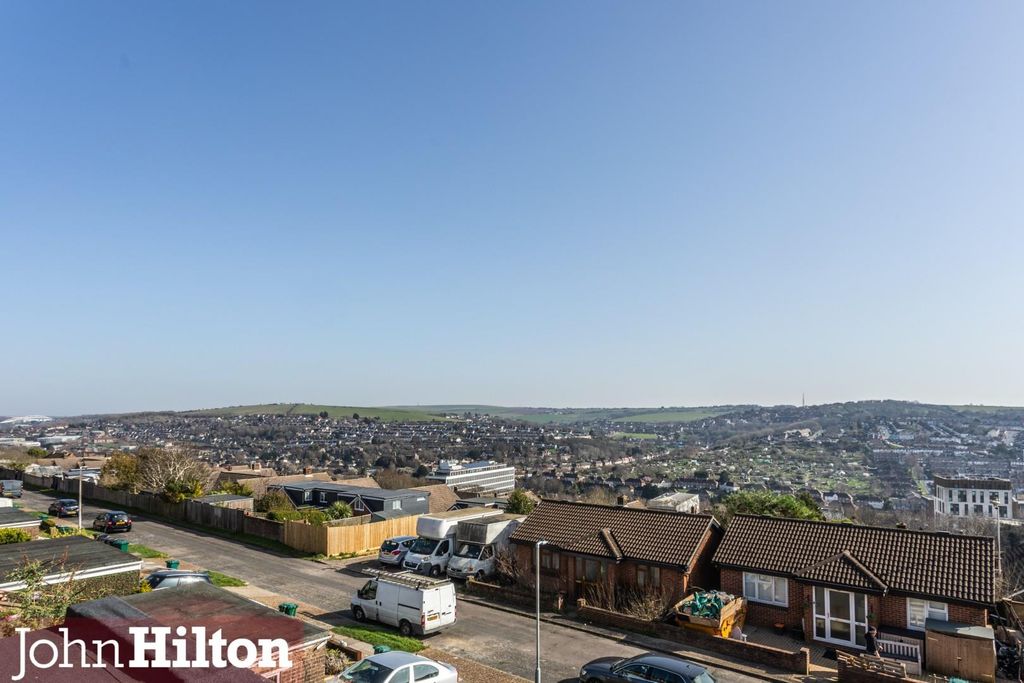 Property photo 2 of 20 Uplands Road-48.Jpg