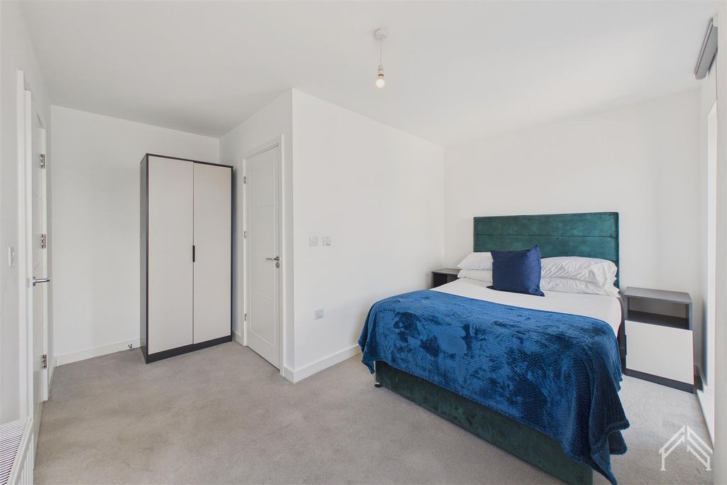 Property photo 3 of 12 3.Jpg