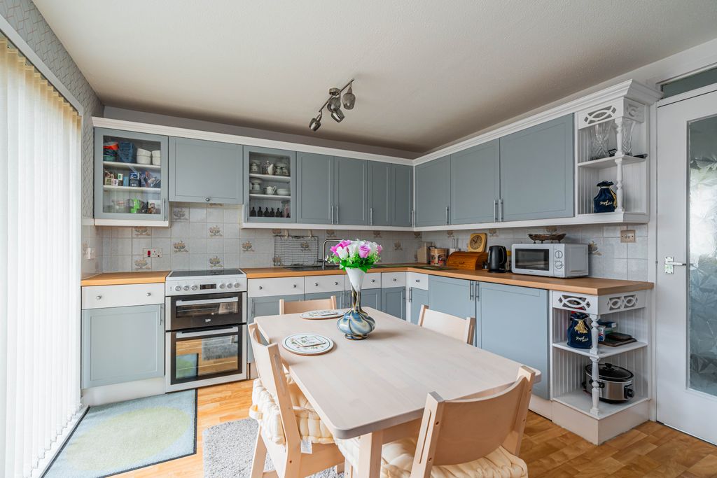 Property photo 3 of 18 Property Image 3