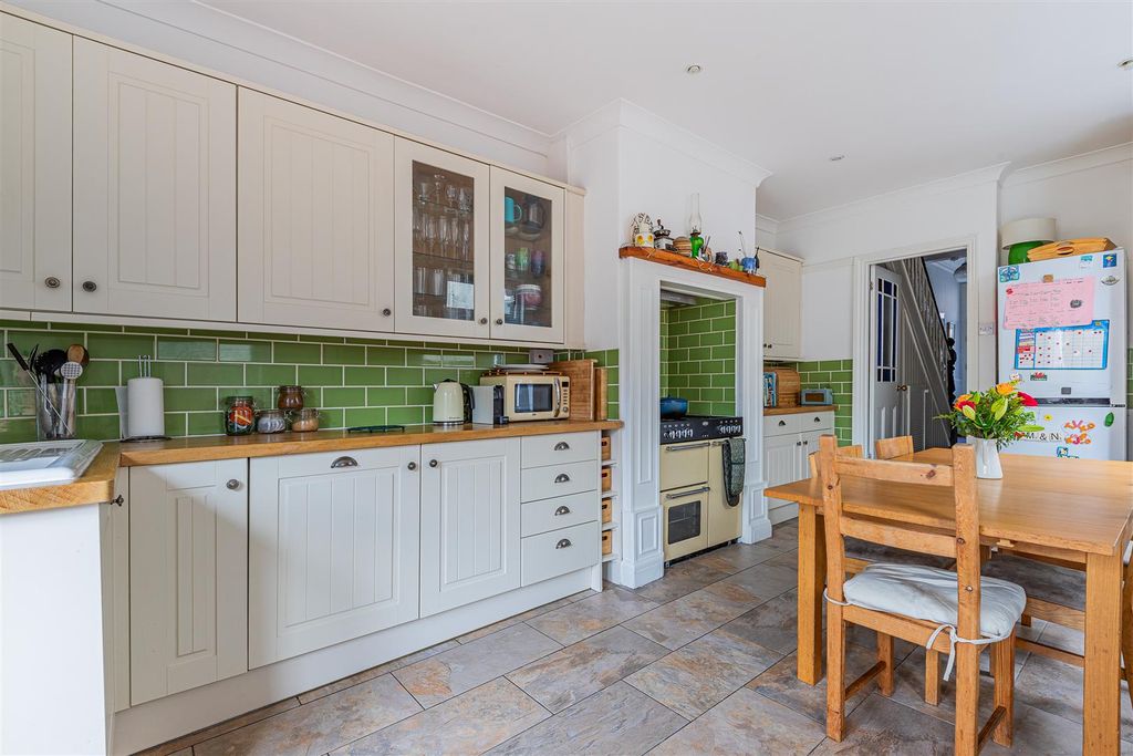 Property photo 2 of 14 13-10.Jpg