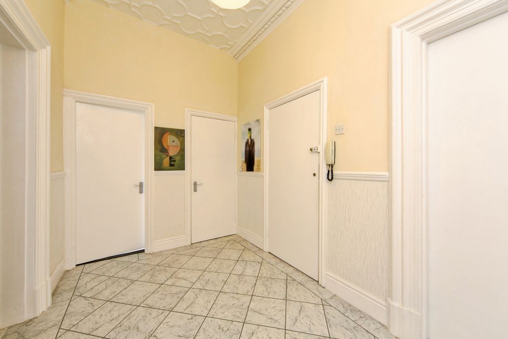 Property photo 2 of 12 Pbox-Img.Jpg