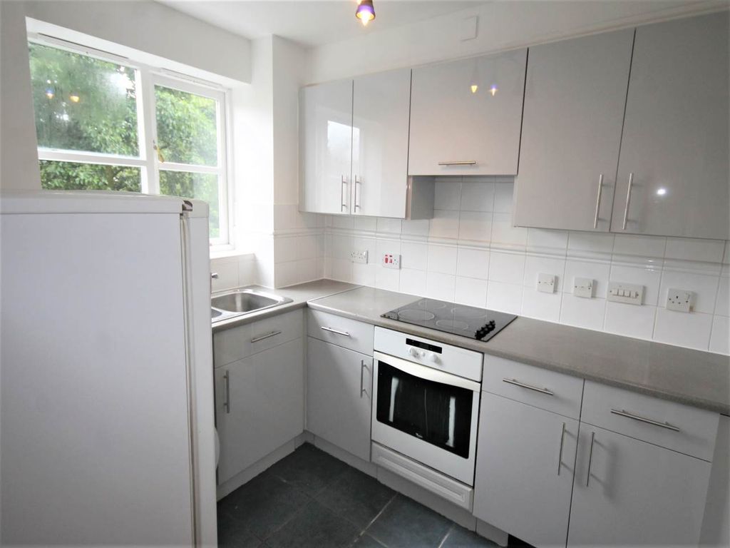 Property photo 2 of 10 Img_4294