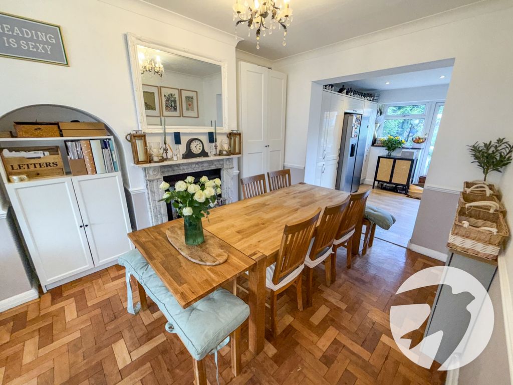 Property photo 3 of 26 Picture No. 19