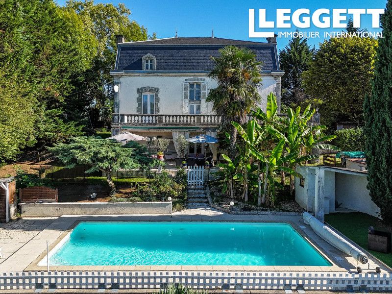 Property photo 1 of 10