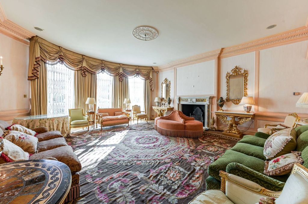 Additional image 6 of 6 bed terraced house to rentUpper Grosvenor Street, Mayfair, London W1K