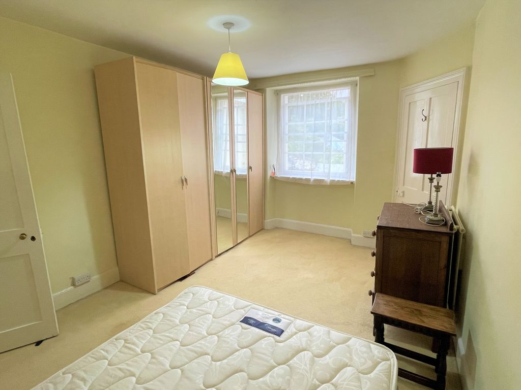 Property photo 3 of 6 Img_9418