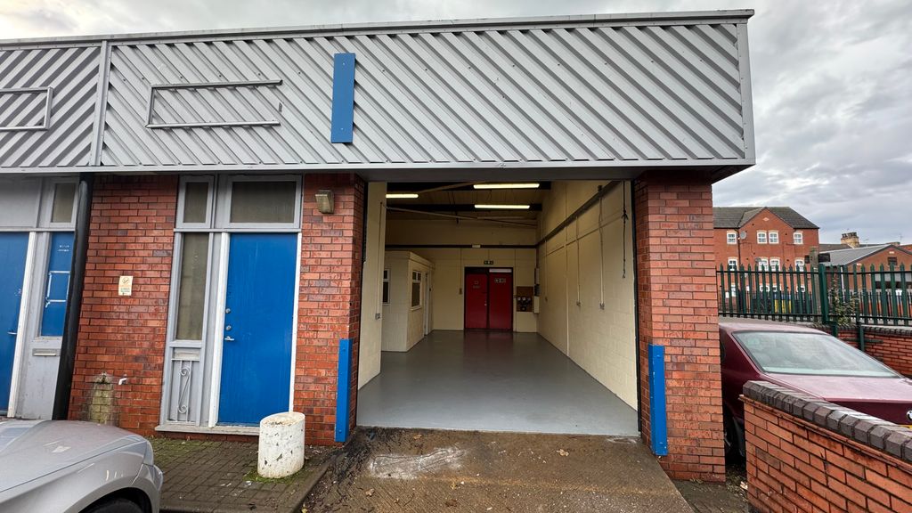 Property photo 1 of 5