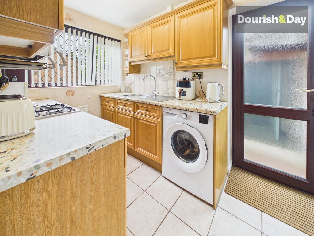 Property photo 2 of 22