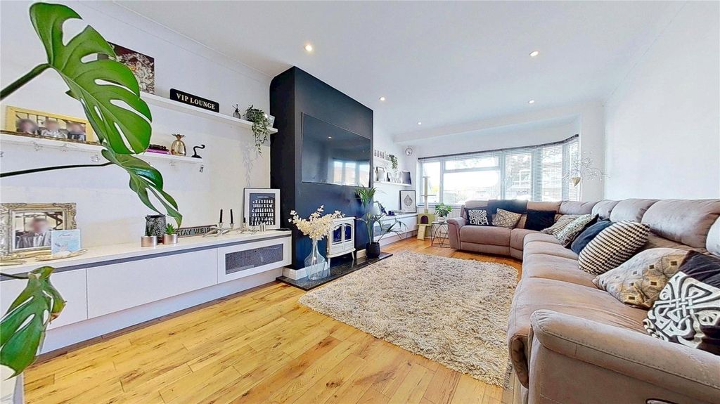 Property photo 3 of 20 Picture No. 15