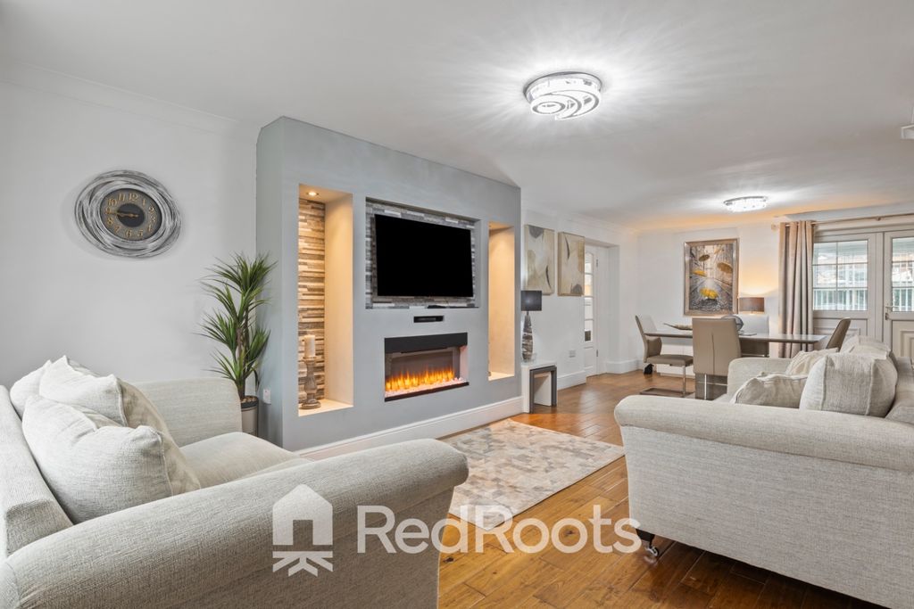 Property photo 3 of 25 5603572