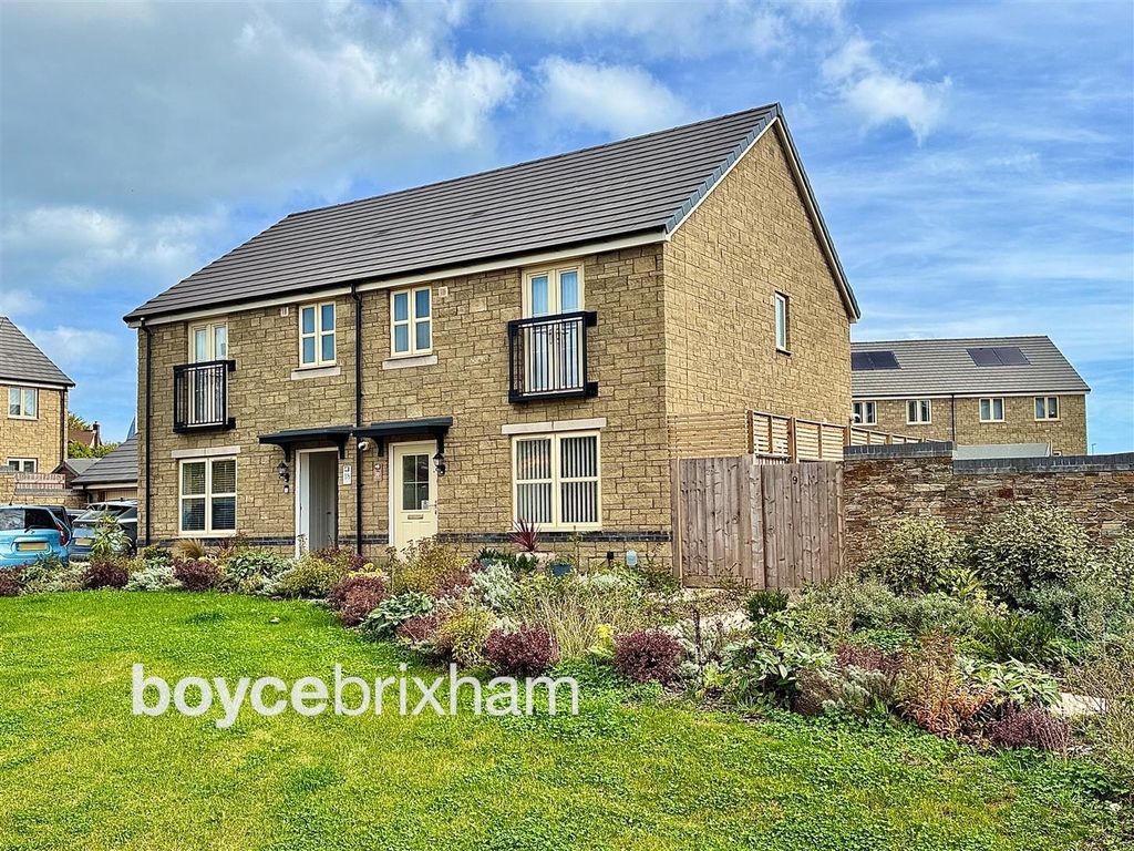 Property photo 1 of 26 Frontwm.Jpg