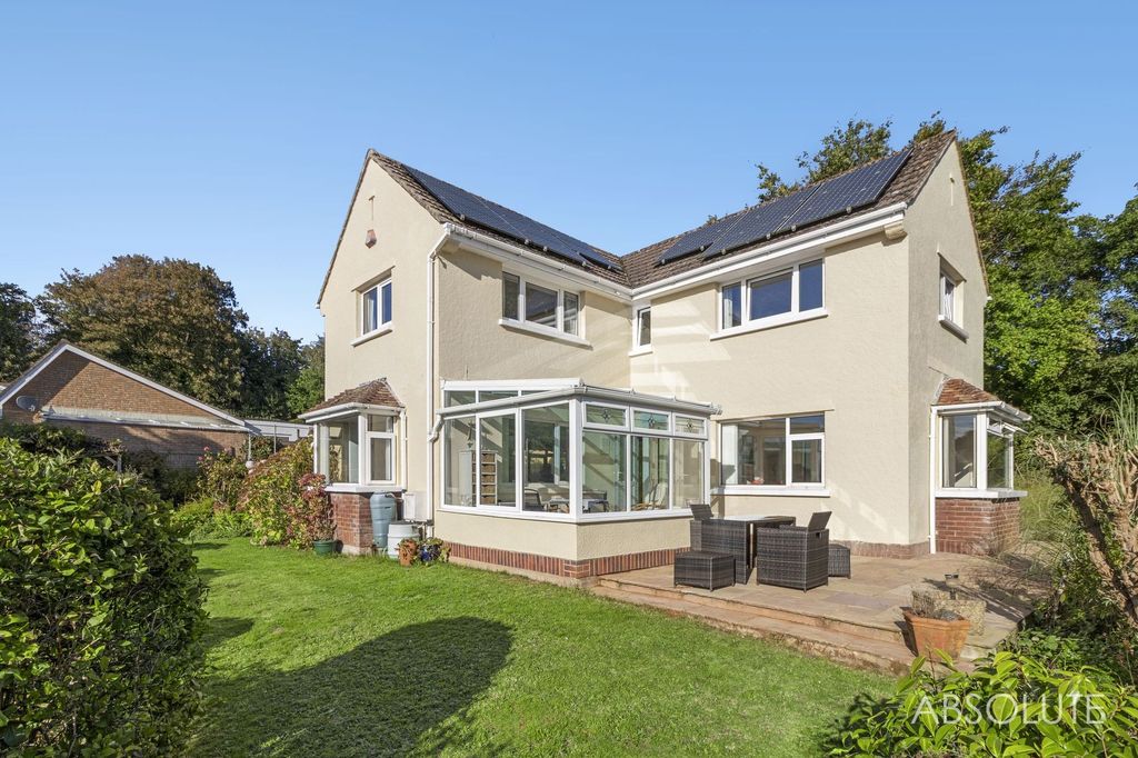 Property photo 1 of 34