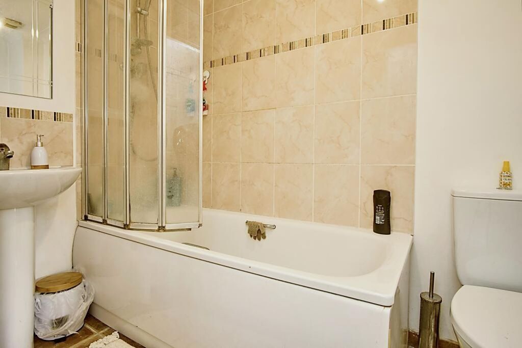 Property photo 3 of 3