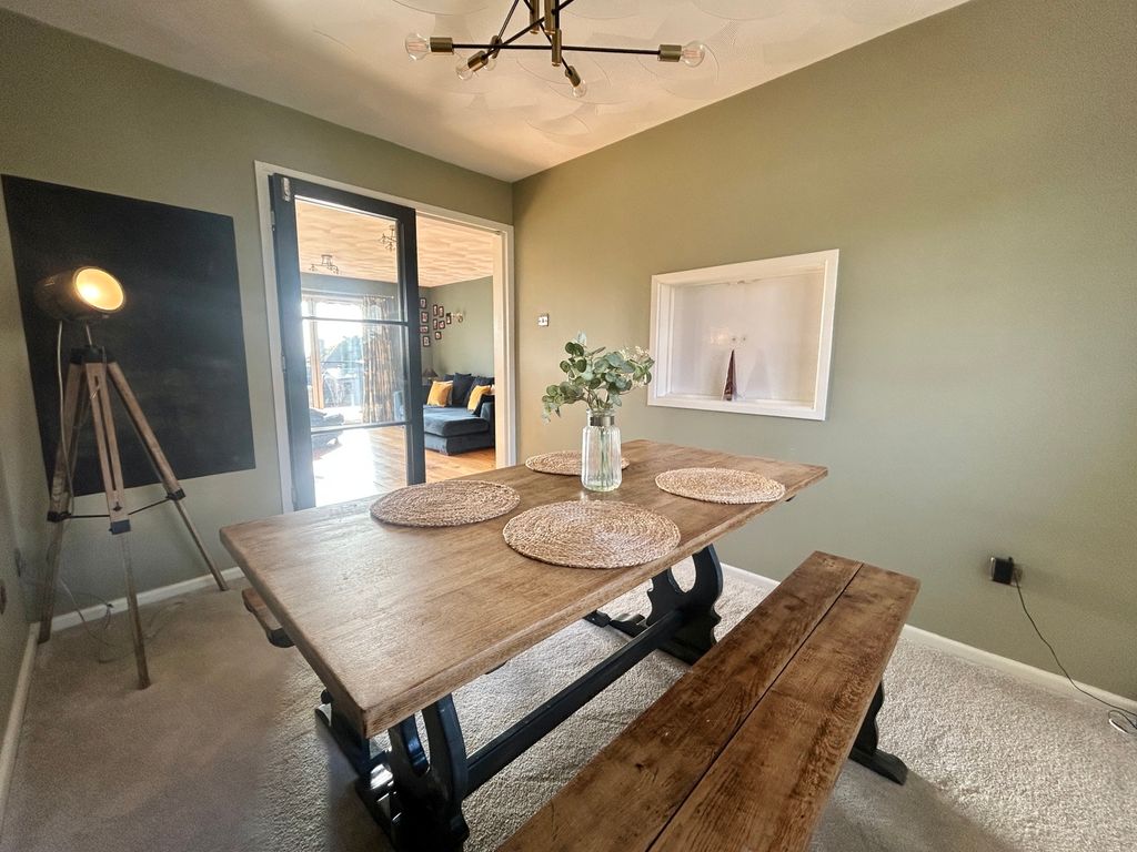 Property photo 3 of 24 Photograph