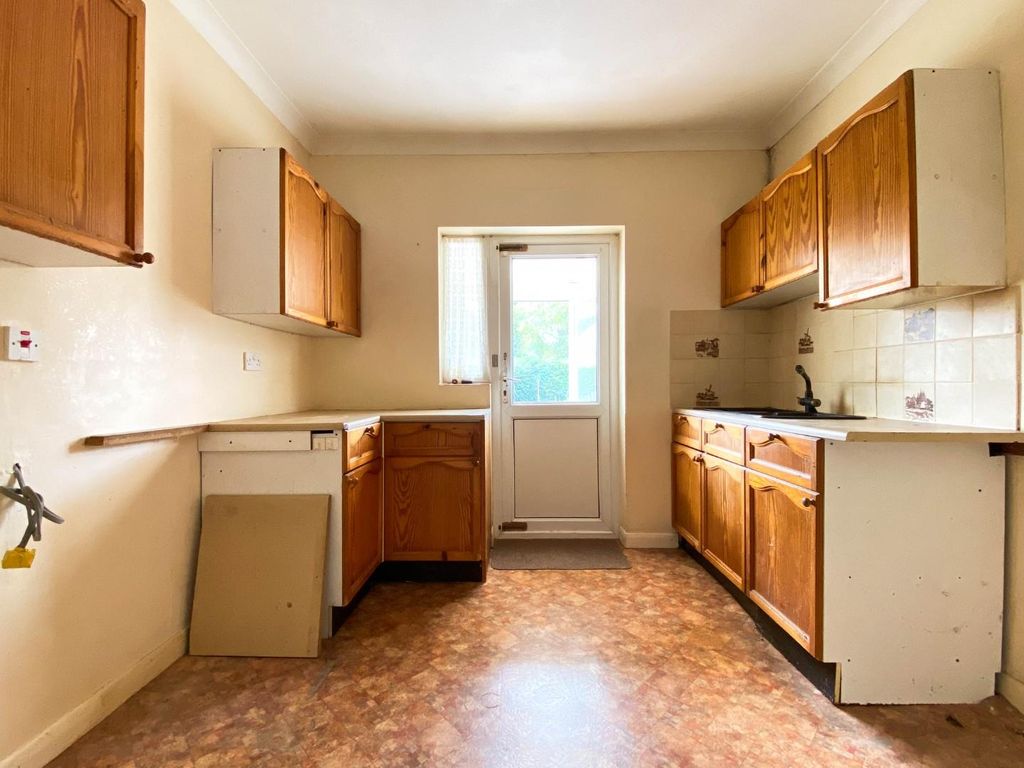 Property photo 2 of 16 Image00014.Jpg