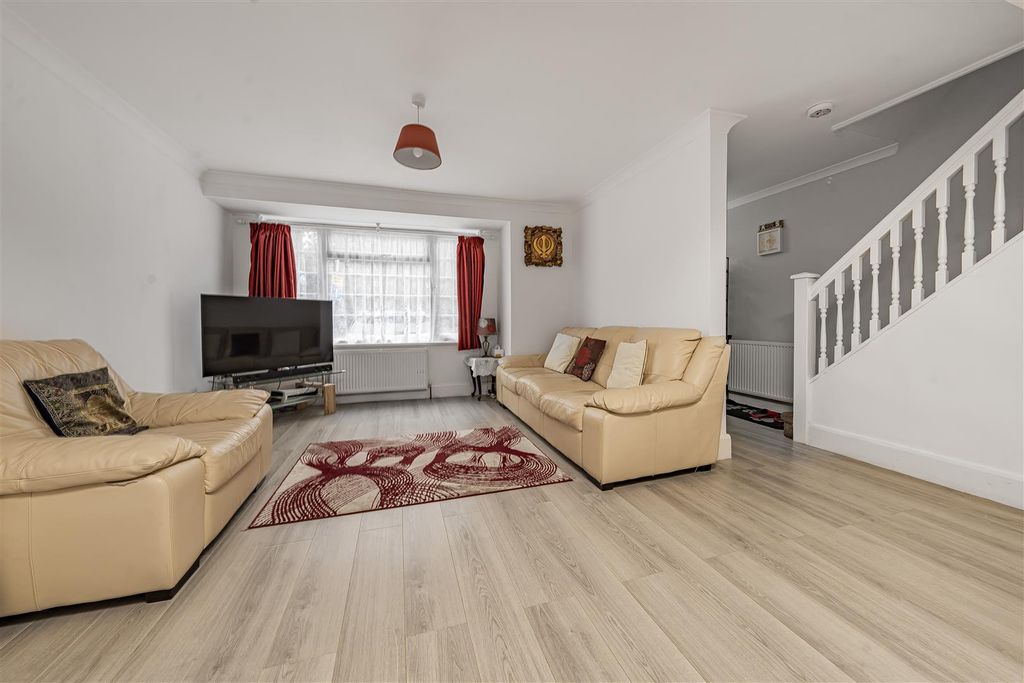 Property photo 2 of 16 Photo Jan 08 2026, 10 27 39 Am.Jpg